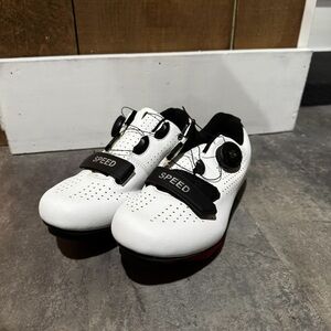 Speed Women's Black and White Cycling shoe